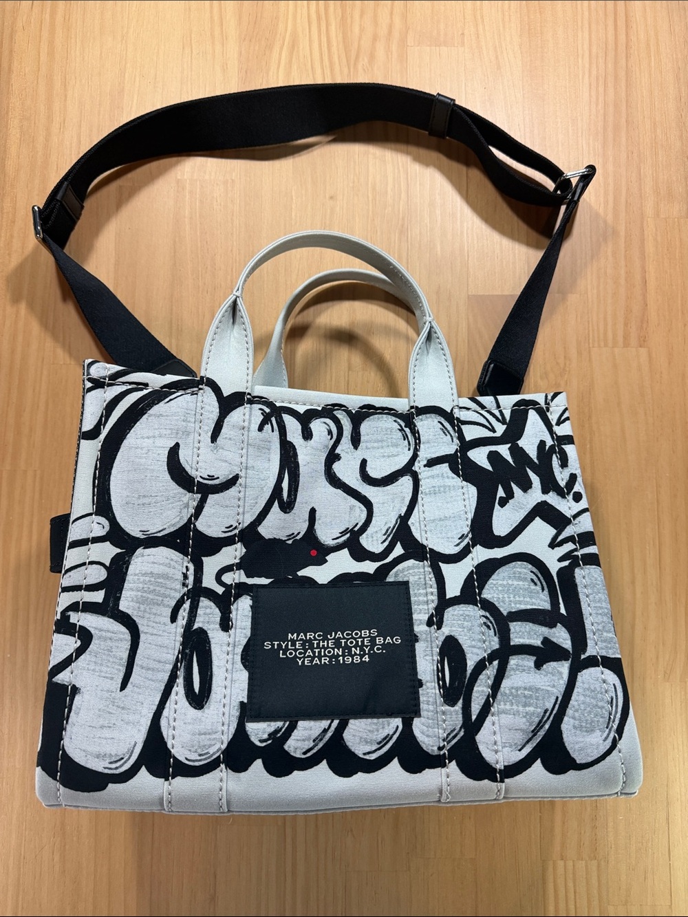 Marc Jacobs The New York Bag Canvas Tote in Multi-Color - Picture 2 of 11